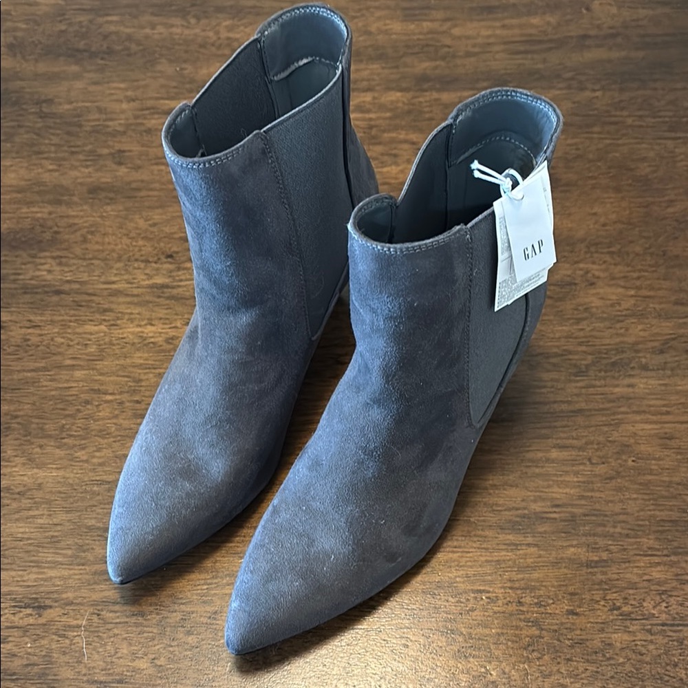 GAP Women's Gray Ankle Boots